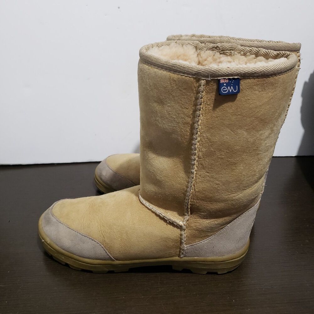 EMU Australia Unisex Beige Suede Sheepskin Boots Men 7 Women 8